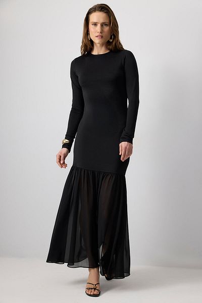 Touché Privé Crew Neck Skirt Smocked Dress