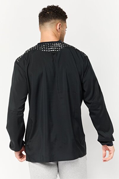 hoka Men Sportswear Fit Long Sleeve Training Wind Shell Jacket, Black