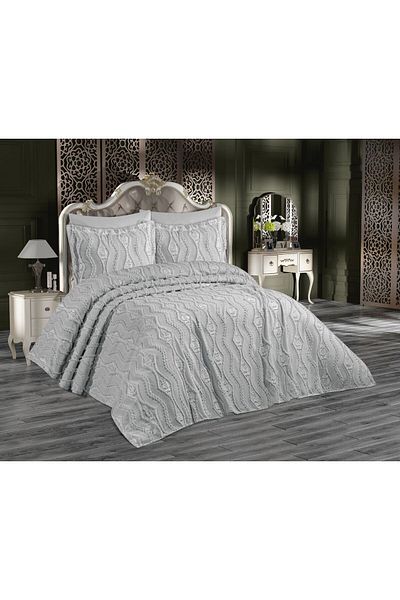 AYHANHOME Bohemian Tasseled Boxed Double Bedspread Set