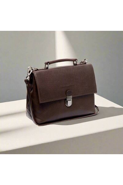 The Chesterfield Brand Women's bag, The Chesterfield Brand, made of genuine leather, hand and shoulder, Renata