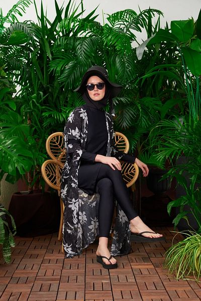 Moodbasic Leaf Patterned Pareo