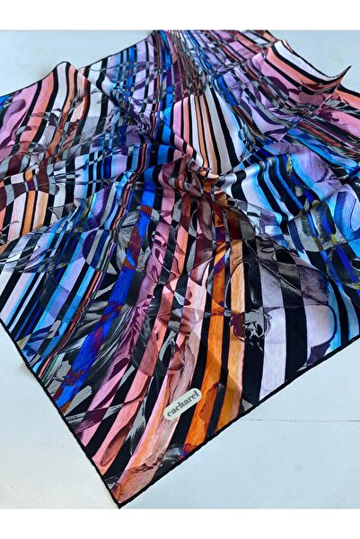 Cacharel Eșarfă de mătase Tivil 43567 Negru cu model mixt