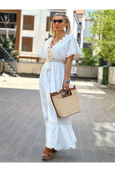 Robin 38225 Scalloped Dress Ecru