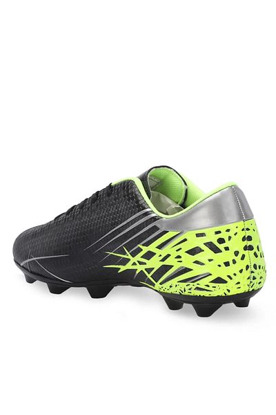 Slazenger حذاء كرة القدم للرجال باللون الأسود والأخضر Carlo M