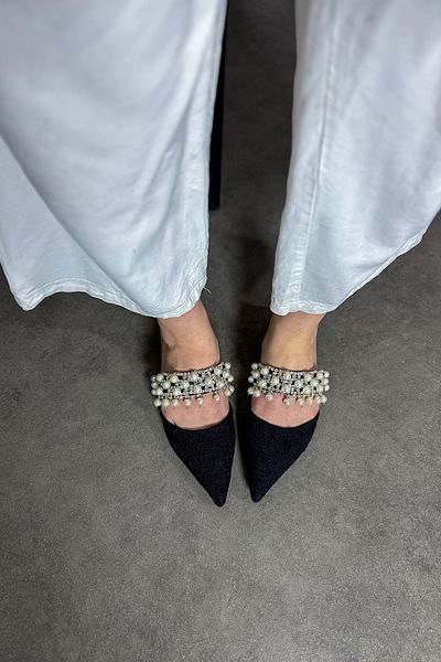 SHOEBELLAS Legol Black Pearl Stone Detailed Women's Slippers