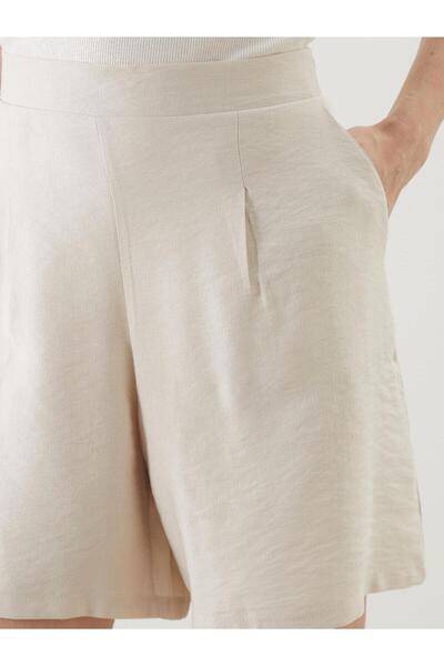 LC Waikiki LCWAIKIKI Classic Beli Lastikli Kadın Şort (S5)