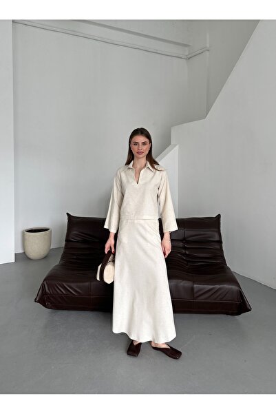 Whıte Aura Skirted Suit