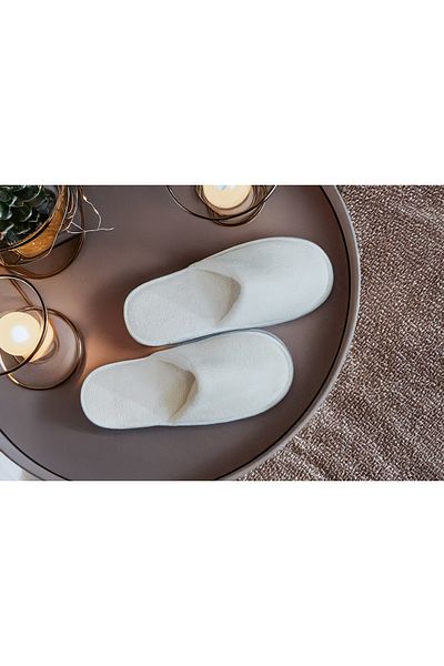 Gentelle Luxury Hotel-Quality Coral Closed Toe Slipper - 1Pairs