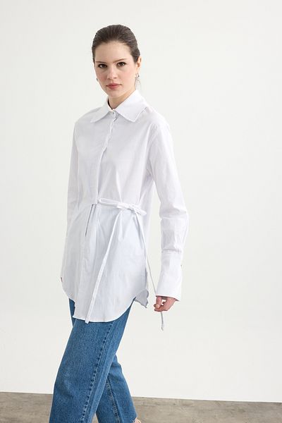 Birgül Bektaş Classic Collared Shirt with White Lacing Detail