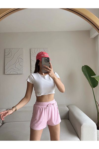 Zoom Butik Lace-up side slit shorts - powder