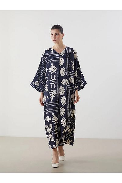 LC Waikiki Rochie oversize cu decolteu în V albastru modest LCW