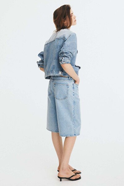 H&M شورت جينز يصل إلى الركبة