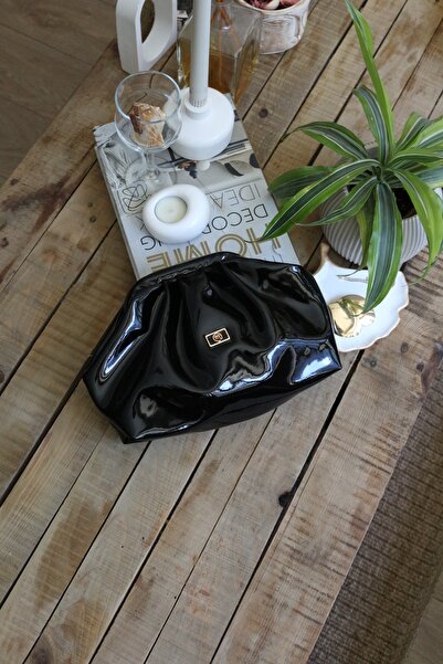 Moom Bag Geantă de umăr din piele neagră pentru femei, cu accesorii