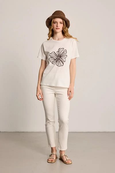 Gusto Floral Embroidered Cotton T-Shirt - Ecru