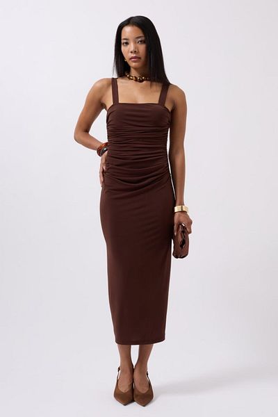 leyla sanat sanata yeni bir bakış açısı Leyla Art Art a New Perspective Slit Detail Back Low-Cut Dress