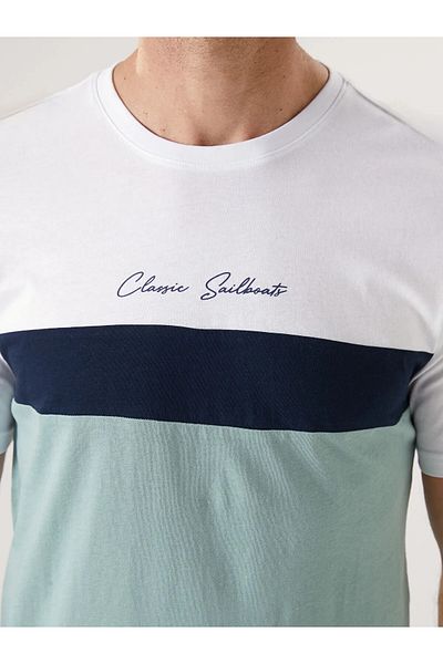 LC Waikiki Ανδρικό T-shirt με λαιμόκοψη με κοντό μανίκι Color Block