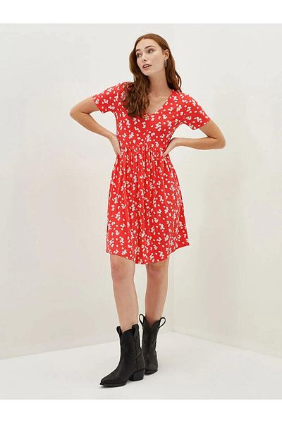 LC Waikiki Lcwaikiki Classic Red V Neck Floral Short Sleeve Viscose Dress for Women