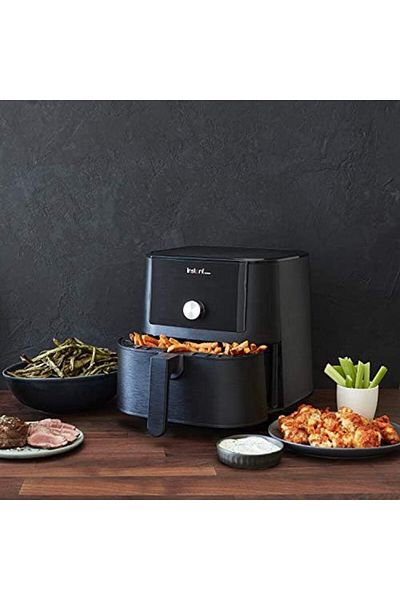 INSTANT Brands Vortex Air Fryer, 5.7 L 6Quart, 4 OneTouch Cooking Programs, Digital Touchscreen, Lar
