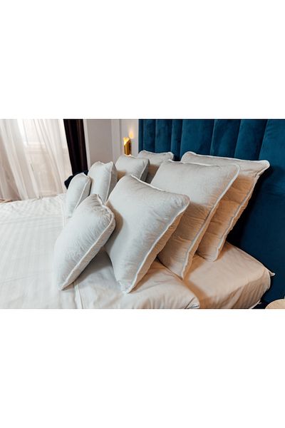 Coneltex PureDream Coneltex anti-allergic quilted pillow, 70 x 70 cm, white color, siliconized fiber filling
