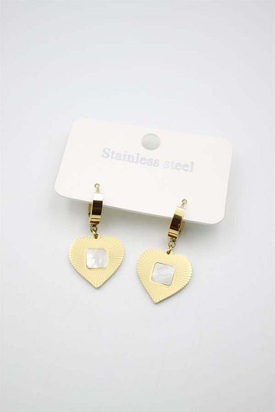MR RZN STORE Heart Earrings - Gold