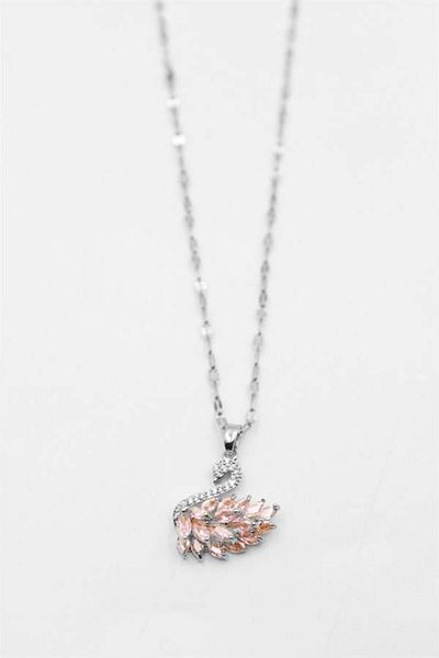 MR RZN STORE Swan Necklace - Silver