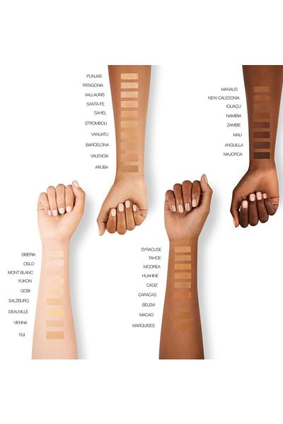 Nars كريم اساس لايت ريفليكتنق من نارس فيجي