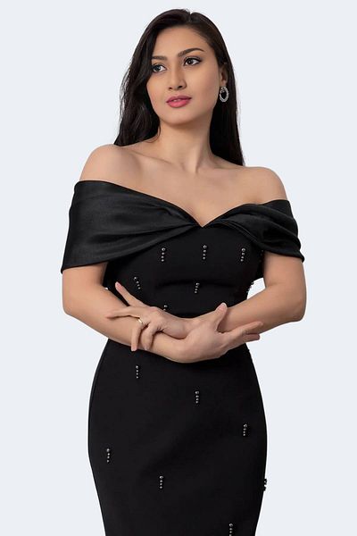 Moda Amore Special Collection – Μαύρο βραδινό φόρεμα με κέντημα με πέτρα και κομψό σχέδιο 405