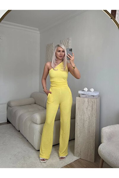 Zora Butik Set crop top cu un singur umăr și pantaloni Gofre