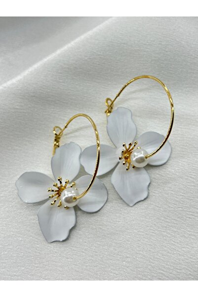 Lavienta White Flower Model Brand Equivalent Hoop Earrings