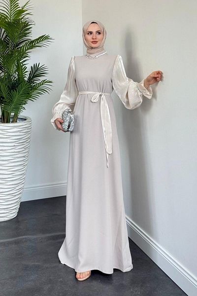 MERVEN AKYÜZ Βραδινό φόρεμα με κεντημένη πέτρα Anna Neck and Sleeve Baguette Stone