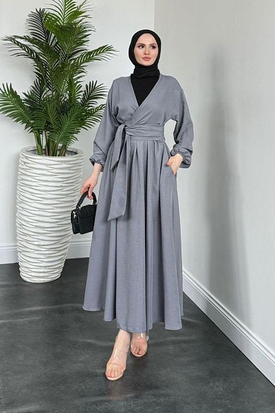 MERVEN AKYÜZ Emmar Skirt Suit Smoked
