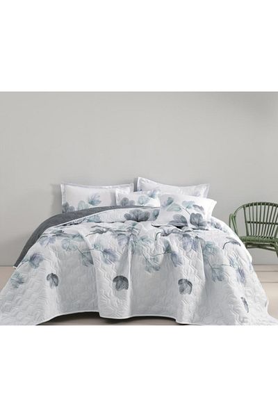 Mark A king-sized summer microfiber double bed sheet that adds beauty and elegance to your room, measuring 230*250cm.