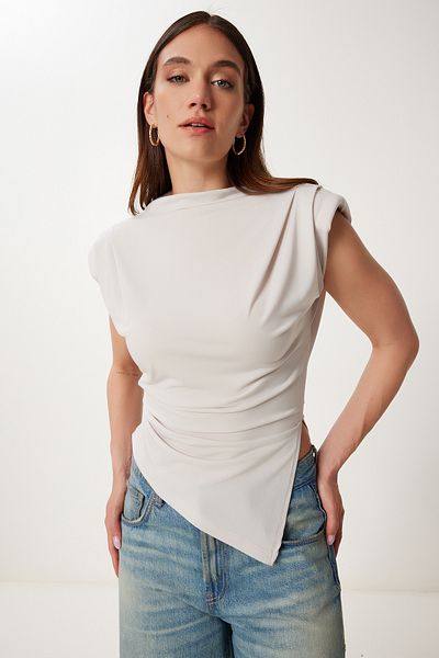 Happiness İstanbul Women's Stone Padded Asymmetrical Sandy Blouse Ff00171