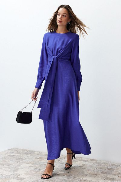 Trendyol Modest Φόρεμα Saks υφαντό με δέσιμο στη μέση λεπτομέρεια TCTSS23EB00221