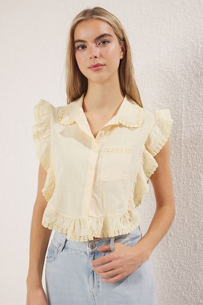 Trendyol Collection Világossárga fodros részletes ujjatlan ing TWOSS25GO00157