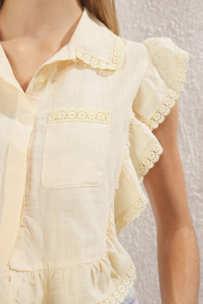 Trendyol Collection Light Yellow Ruffle Detailed Sleeveless Shirt Twoss25Go00157