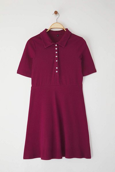 Trendyol Curve Pflaumenfarbenes Camisole-Strickkleid in Übergröße