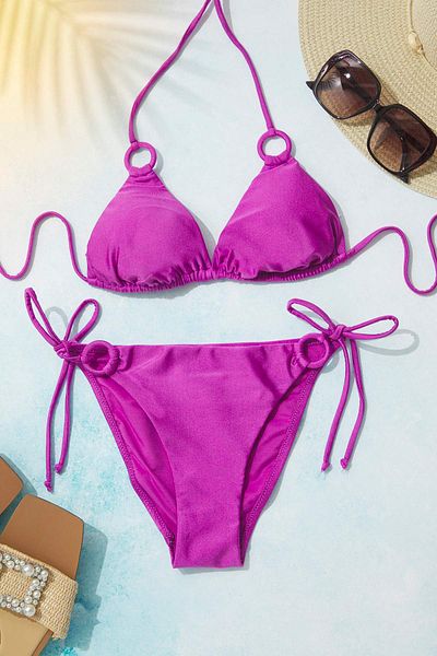 Trendyol Collection Блискучий регулярний комплект бікіні з фіолетовими аксесуарами Ucgen TBESS25BT00013