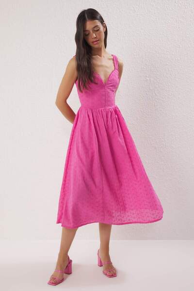 Trendyol Collection Pink Plain Midi Brode Woven Dress Twoss25El00852