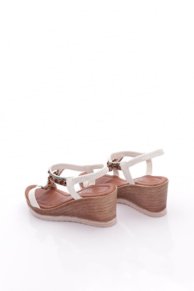 DGN Women's Heeled Shoes 21522328