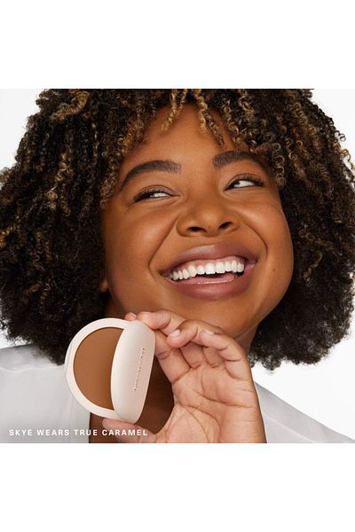 Rare Beauty True to Myself Tinted Pressed Talc-Free Finishing Powder True Caramel 8ml