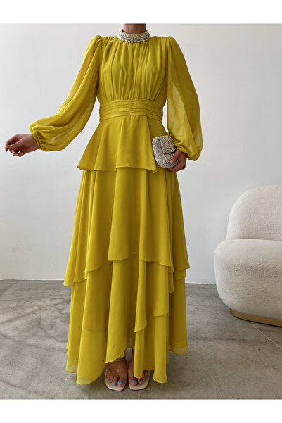 Swan Woman Stoned Ruffle Detail Evening Dress