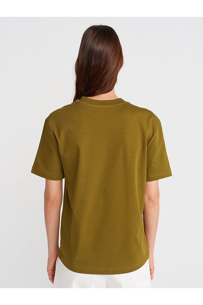 Dilvin 30312 Decorative Stitched Crew Neck Tshirt-Red Oil Green