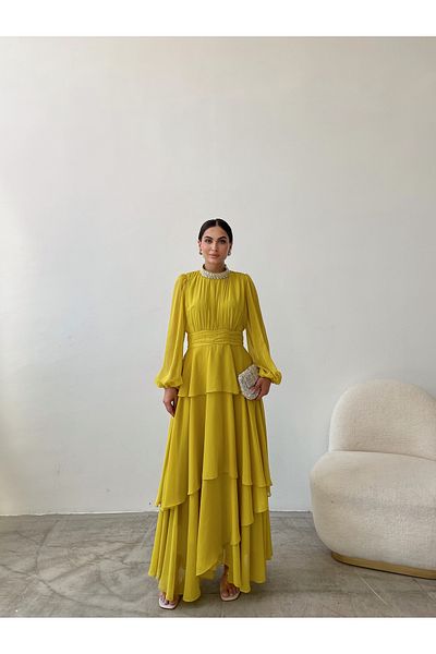 Swan Woman Βραδινό φόρεμα με λεπτομέρεια με βολάν