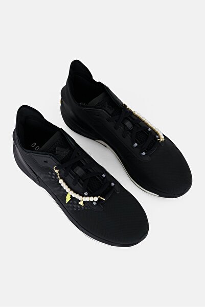 adidas Men Avryn Lace Up Outdoor Shoes, Black