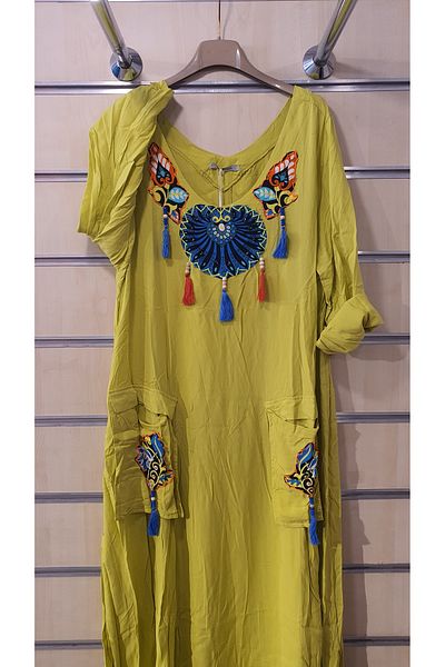Park Moda Rochie cu model simplu cu detaliu ciucuri