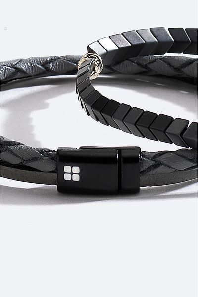 Avva Men's Anthracite Leather and Hematite Stone Bracelet A51Y9612