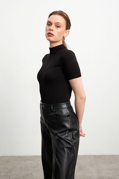 Yefrastore Bluză neagră cu mânecă scurtă de damă