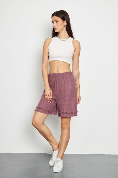 Swan Woman Elastic Waist Comfortable Fit Tassel Detailed Shorts
