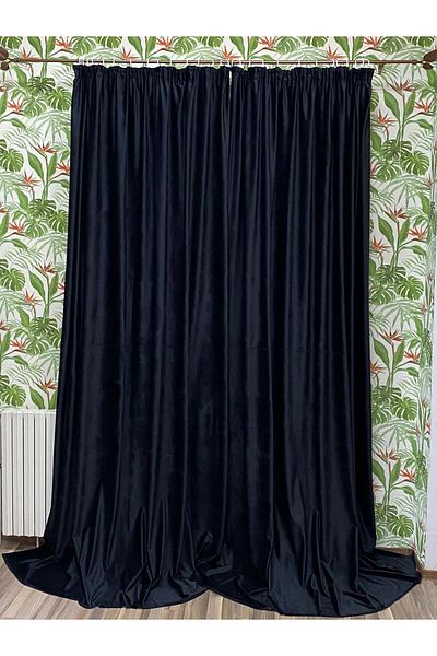 Liz Line Set of two velvet curtains, with drapery, various sizes and colors, from the "Velvet" range by Liz Line